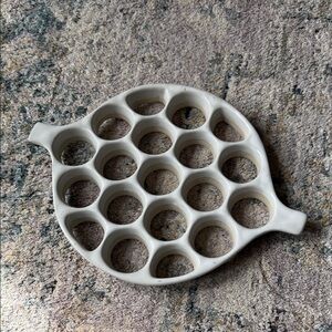 Bennington Potters David Gil Honeycomb Trivet Mid Century Modern White Ceramic